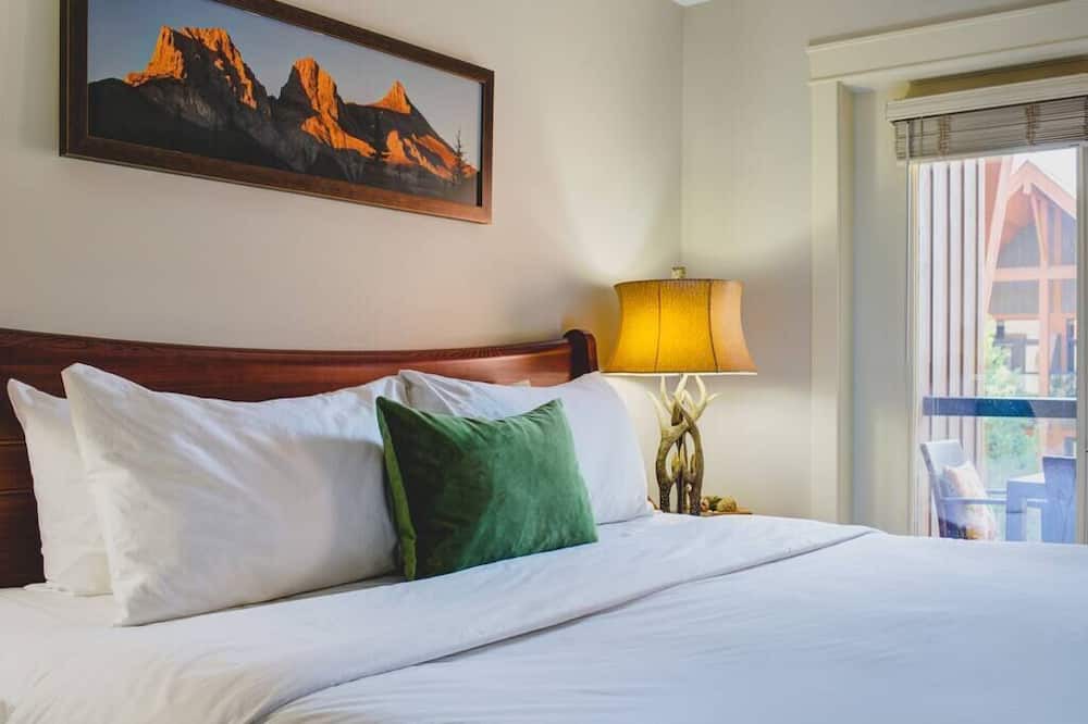 Photo of Bedroom in Cougar Creek