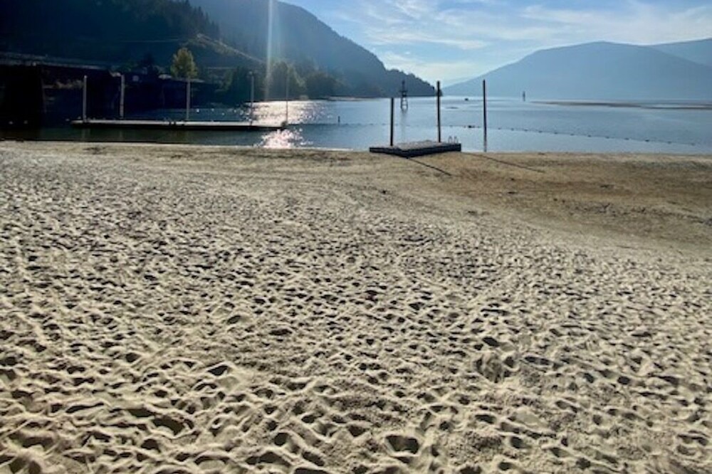 Photo of Others in Sicamous