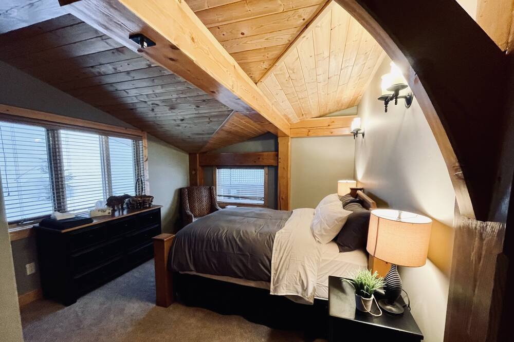 Photo of Bedroom in Sun Peaks