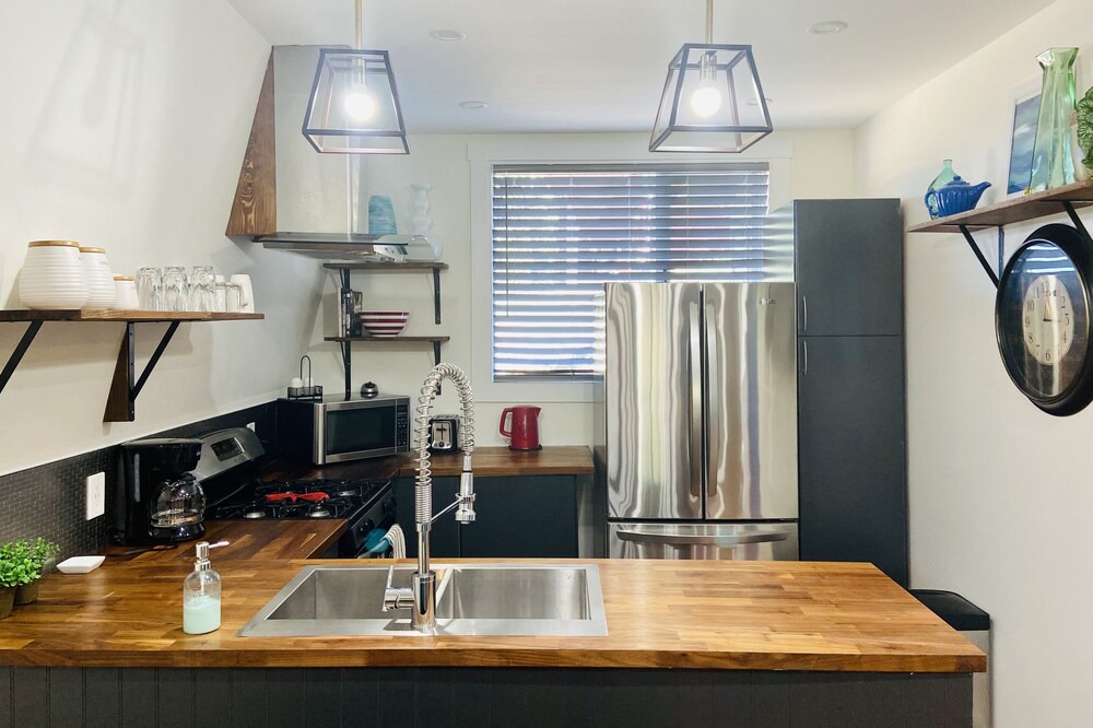 Photo of Kitchen in BX