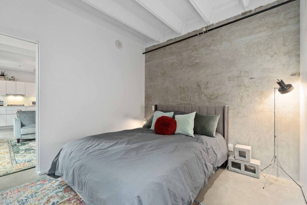 Photo of Bedroom in Chinatown