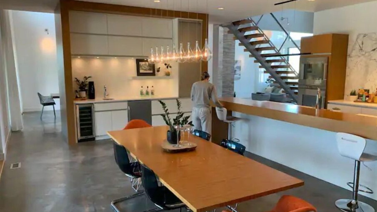 Photo of Kitchen in Southeast Kelowna