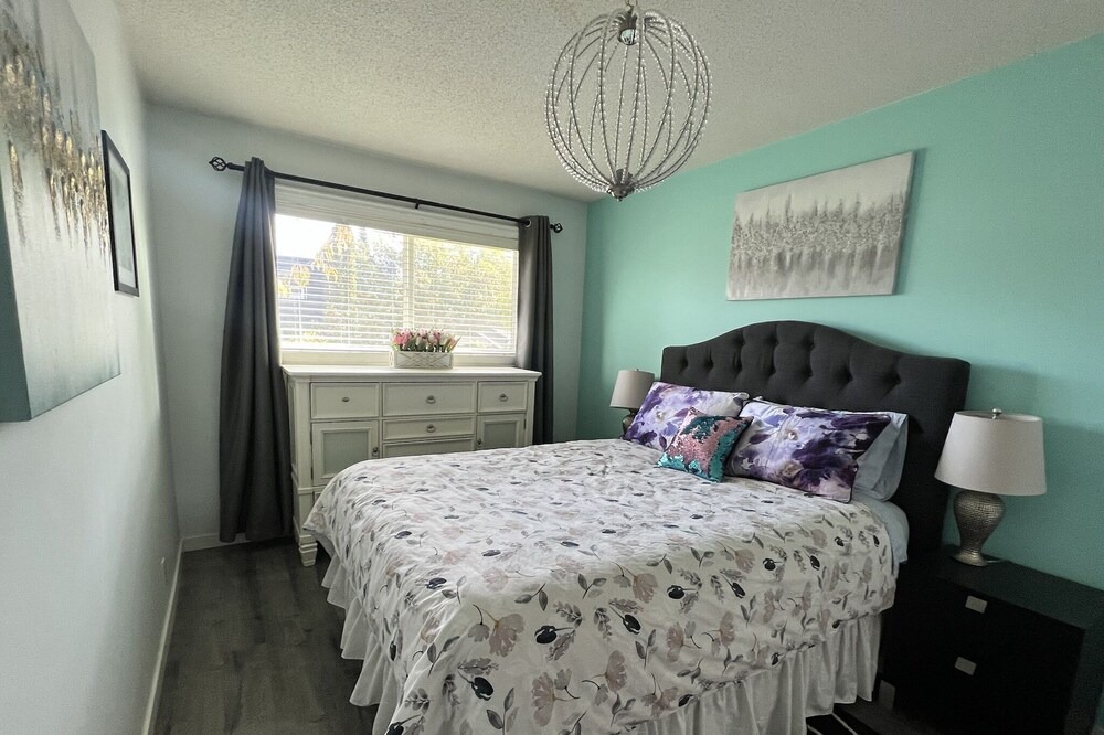 Photo of Bedroom in South Central