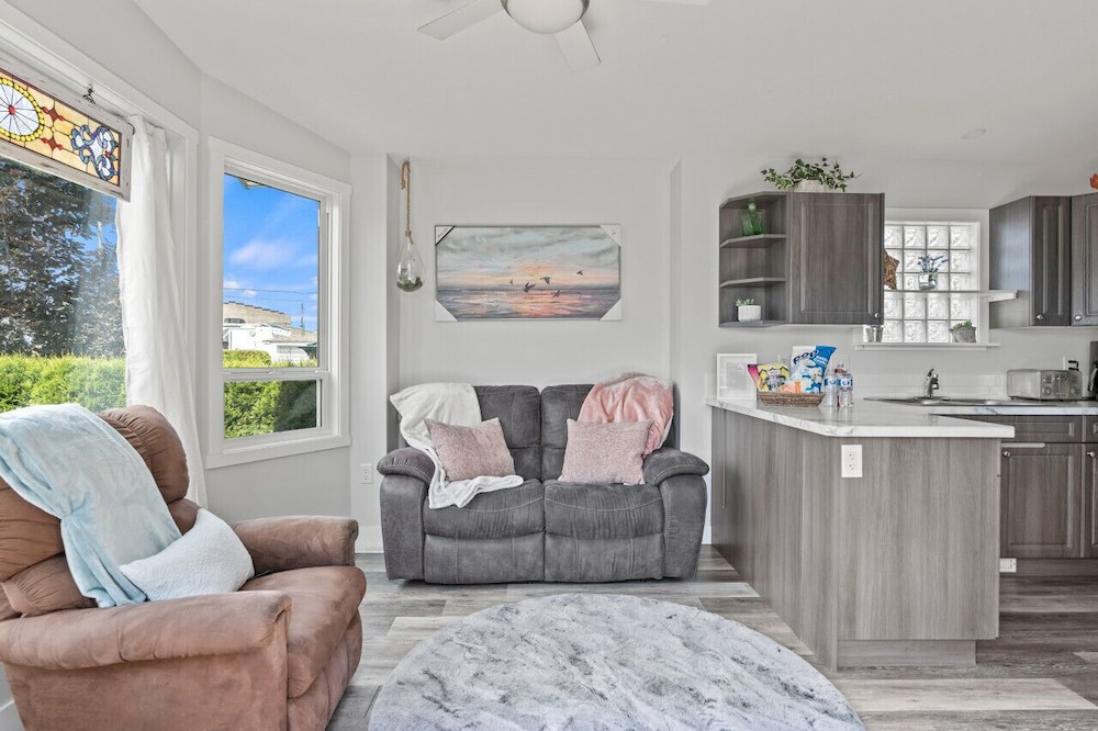 Photo of Livingroom in Vernon