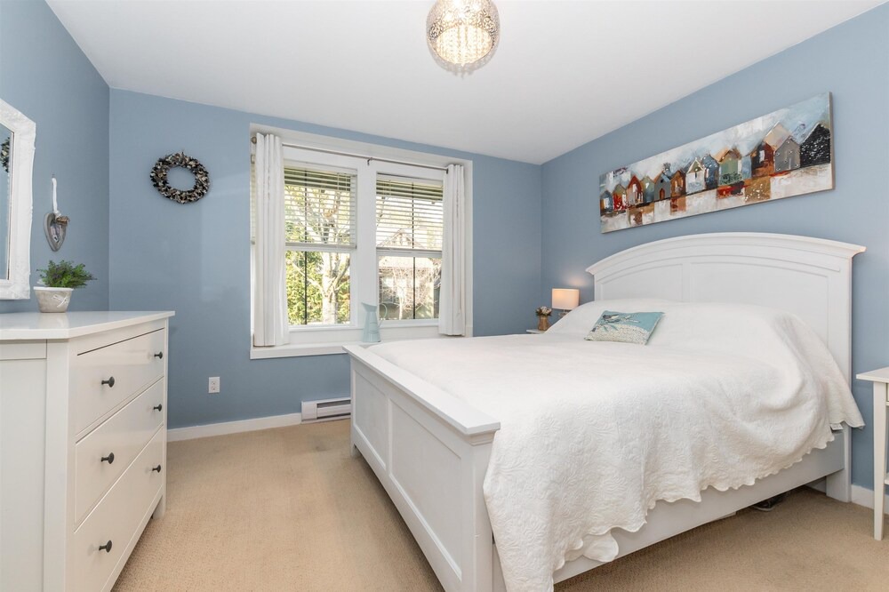 Photo of Bedroom in Lindell Beach