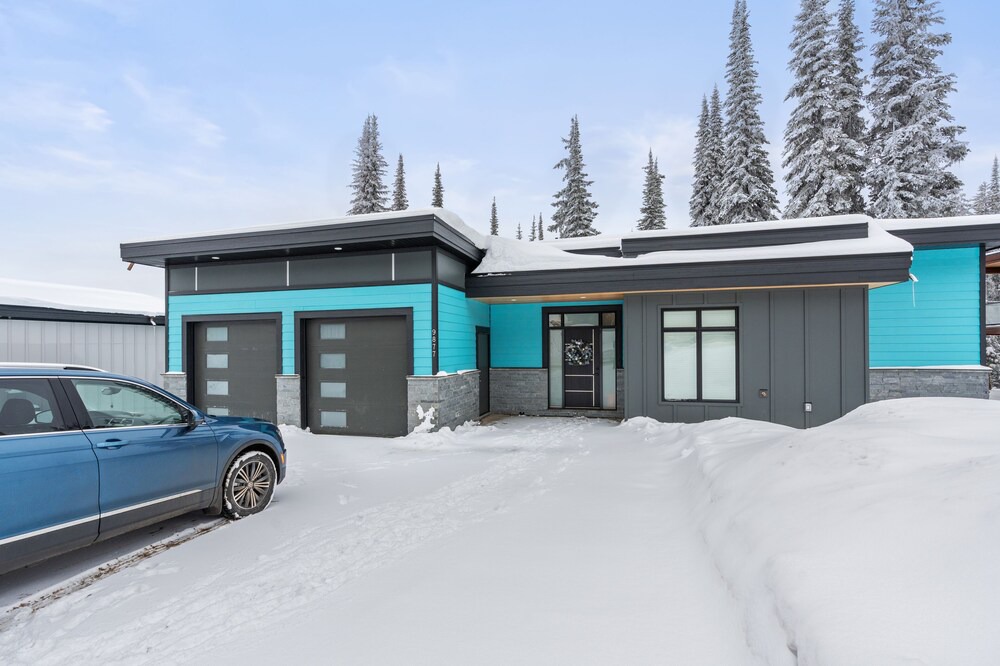 Photo of Outdoor in Silver Star Mountain