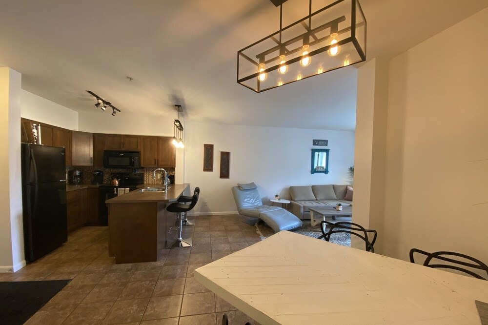 Photo of Livingroom in South Pandosy