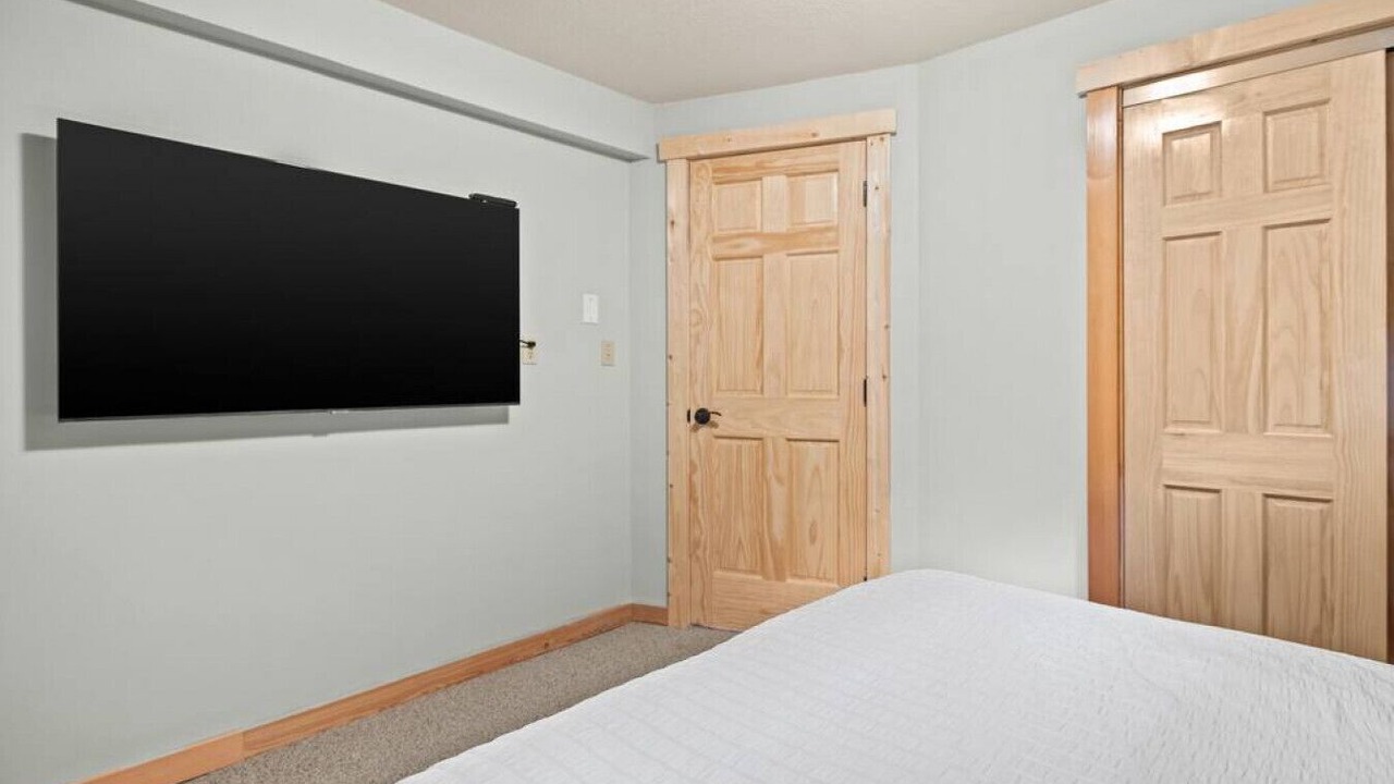 Photo of Others in Invermere