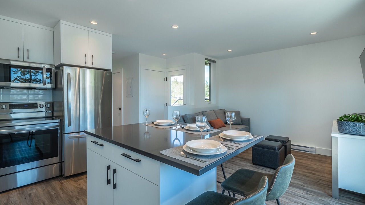 Photo of Kitchen in North Saanich