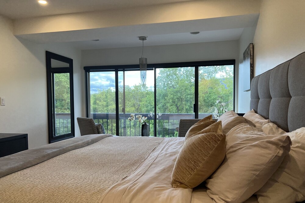 Photo of Bedroom in Downtown Kelowna
