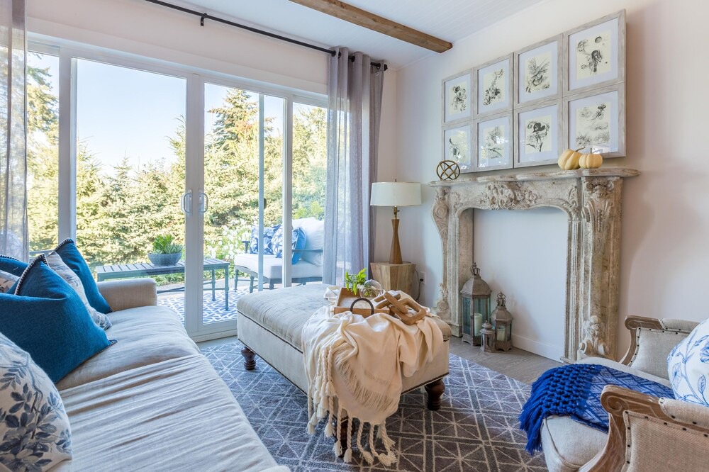 Photo of Livingroom in Vernon