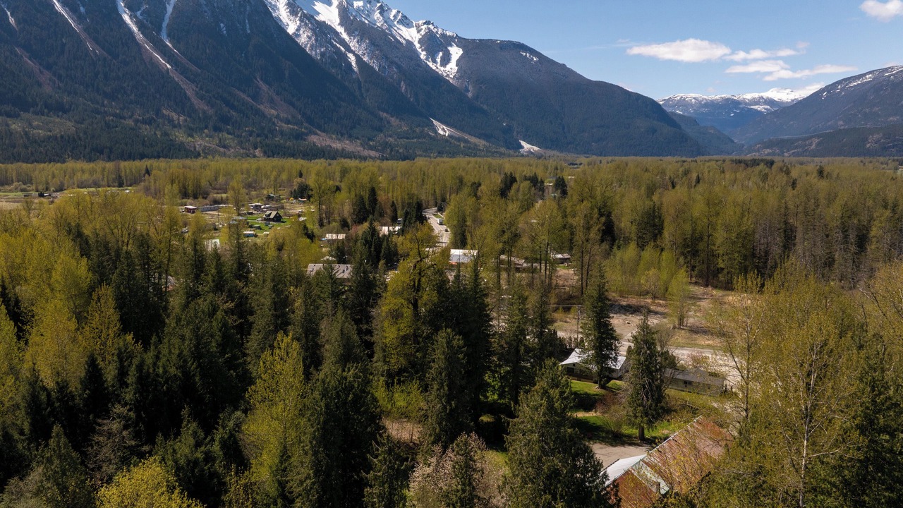 Photo of Outdoor in Mount Currie