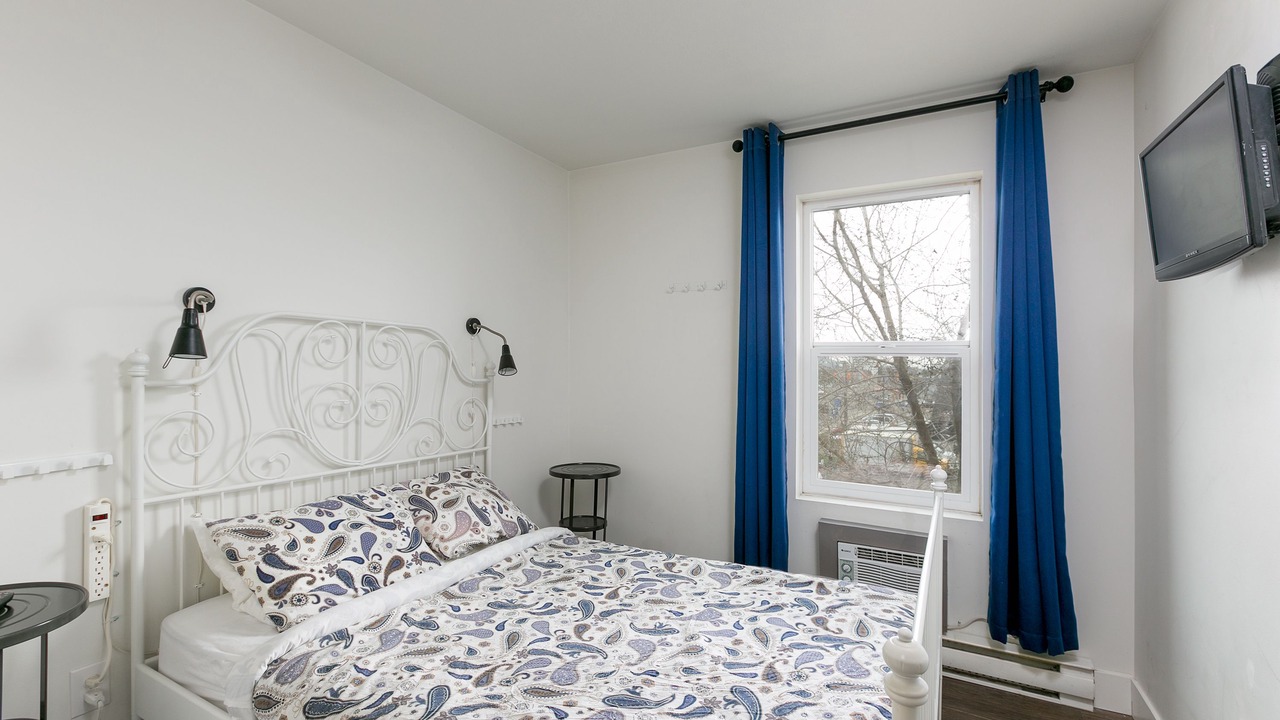 Photo of Bedroom in Downtown Kelowna