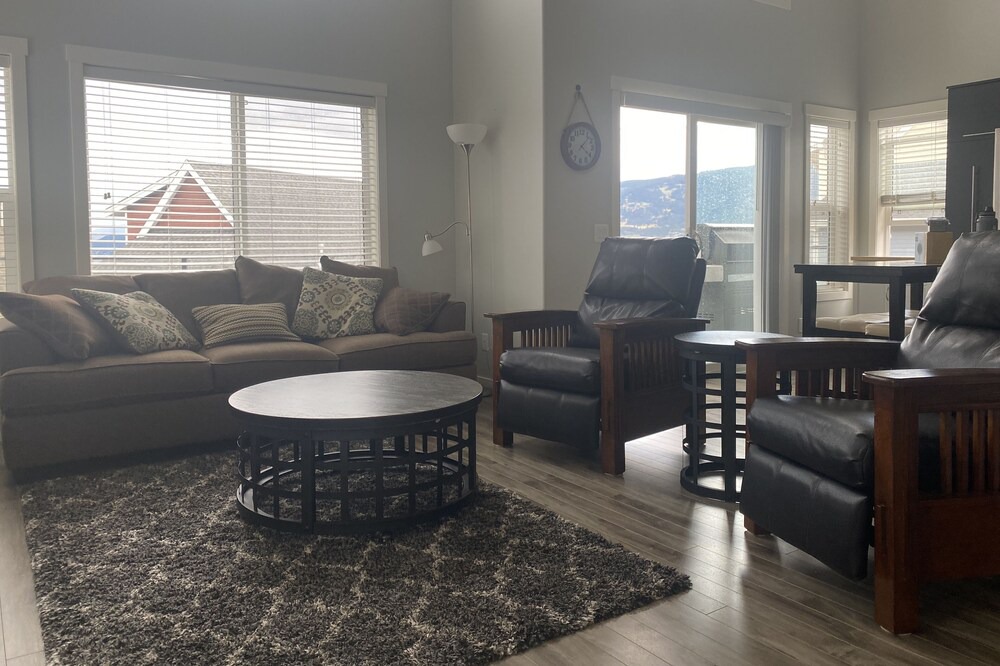 Photo of Livingroom in Central Okanagan