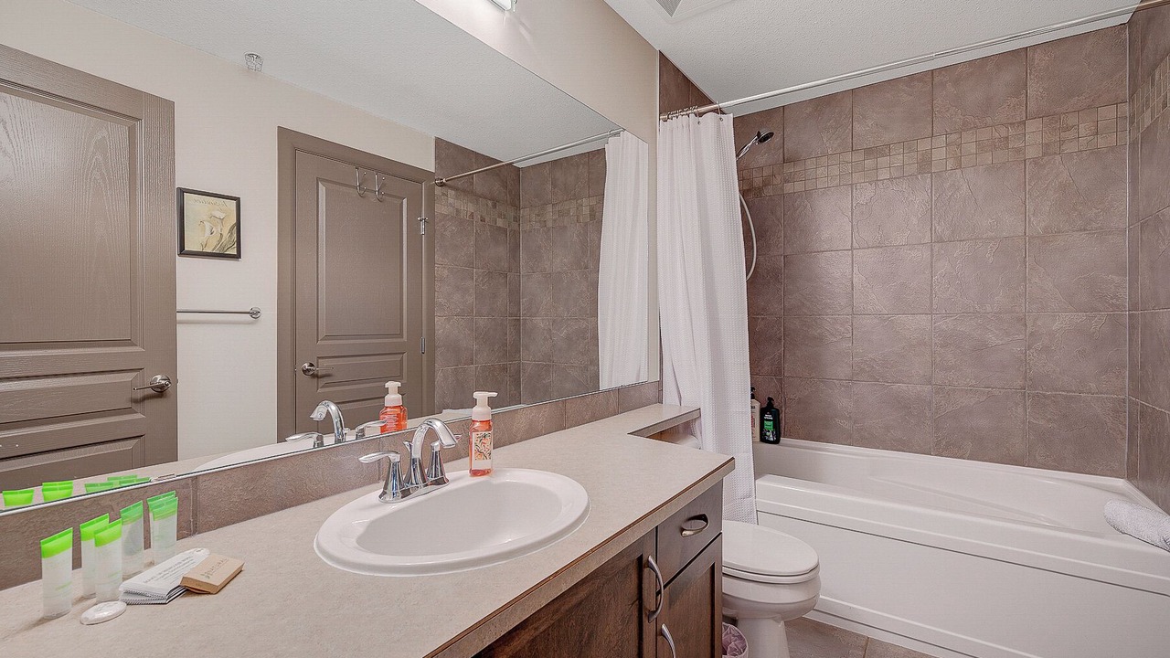 Photo of Bathroom in South Pandosy
