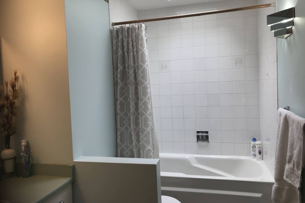 Photo of Bathroom in West Kelowna Estates