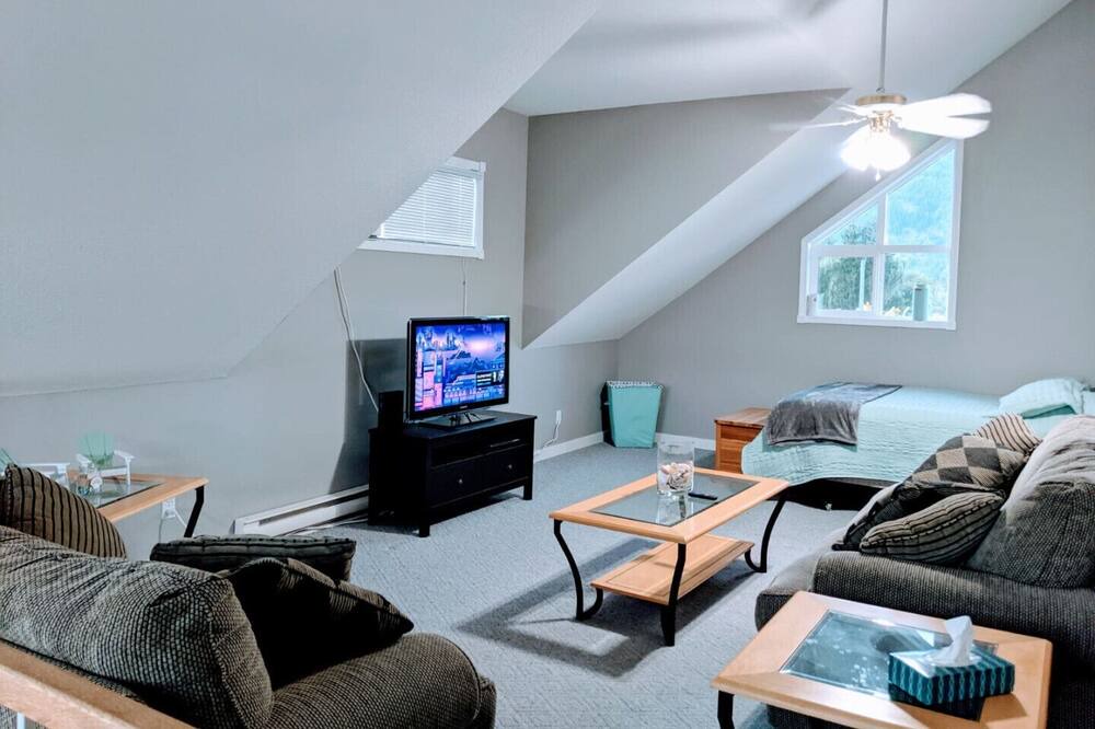Photo of Bedroom in Sicamous