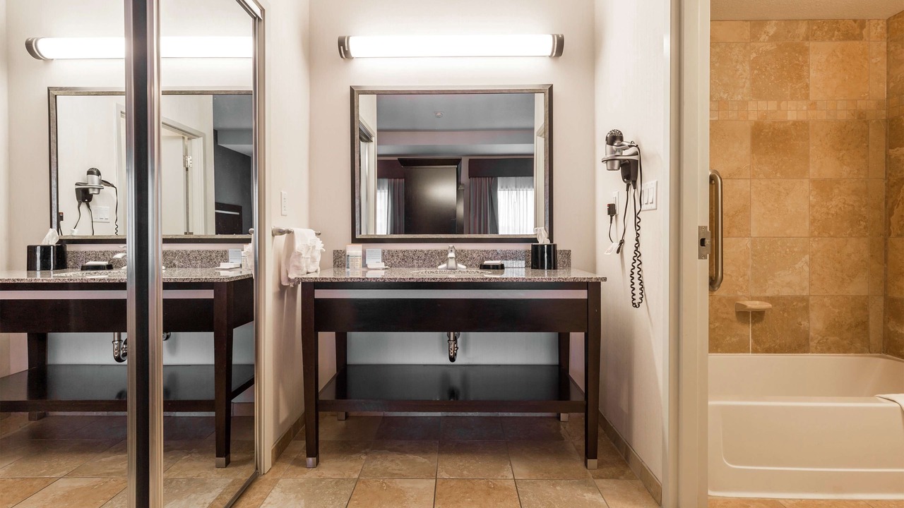 Photo of Bathroom in South Lethbridge