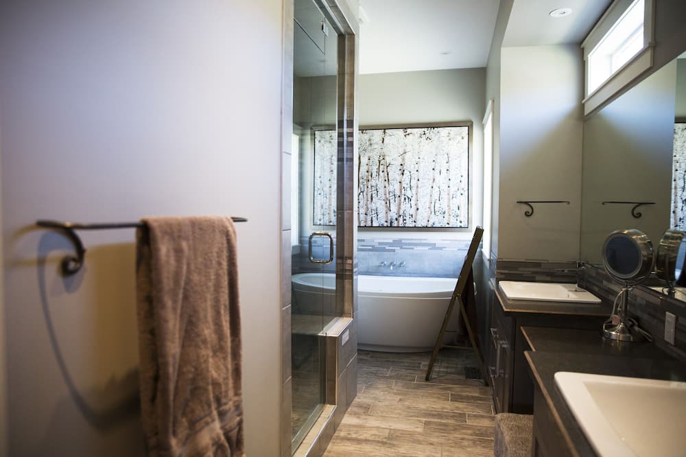 Photo of Bathroom in Vernon