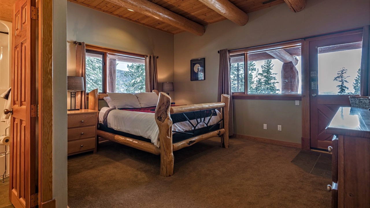 Photo of Bedroom in Vernon