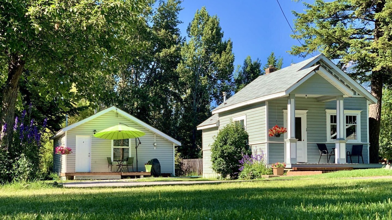Photo of Outdoor in Golden