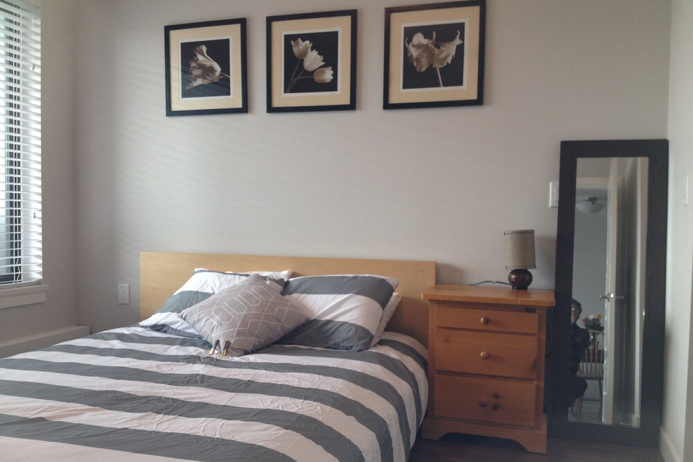 Photo of Bedroom in Lower Lonsdale