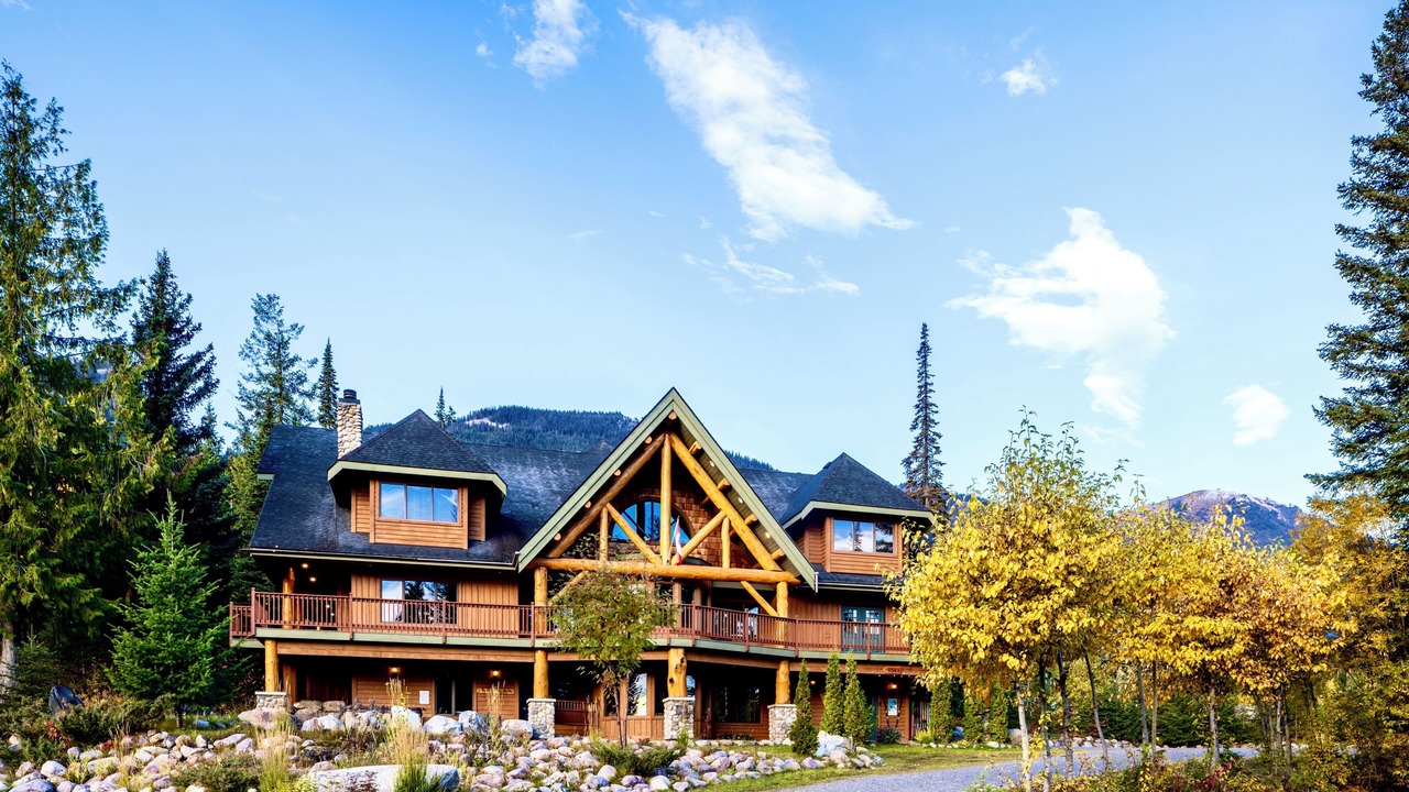 Photo of Outdoor in Golden