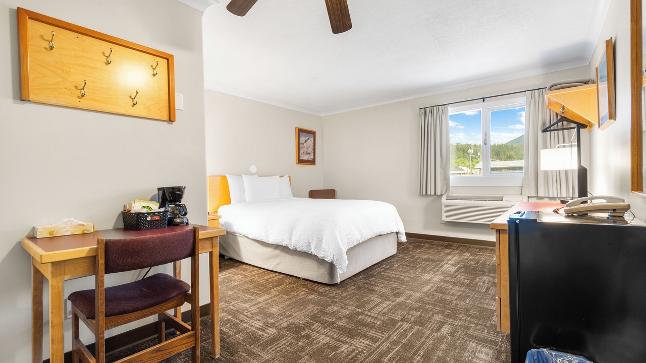Photo of Bedroom in Nakusp