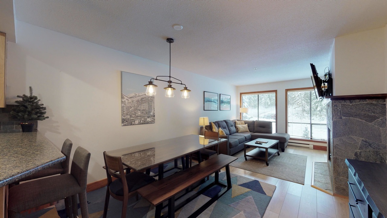 Photo of Livingroom in Upper Village