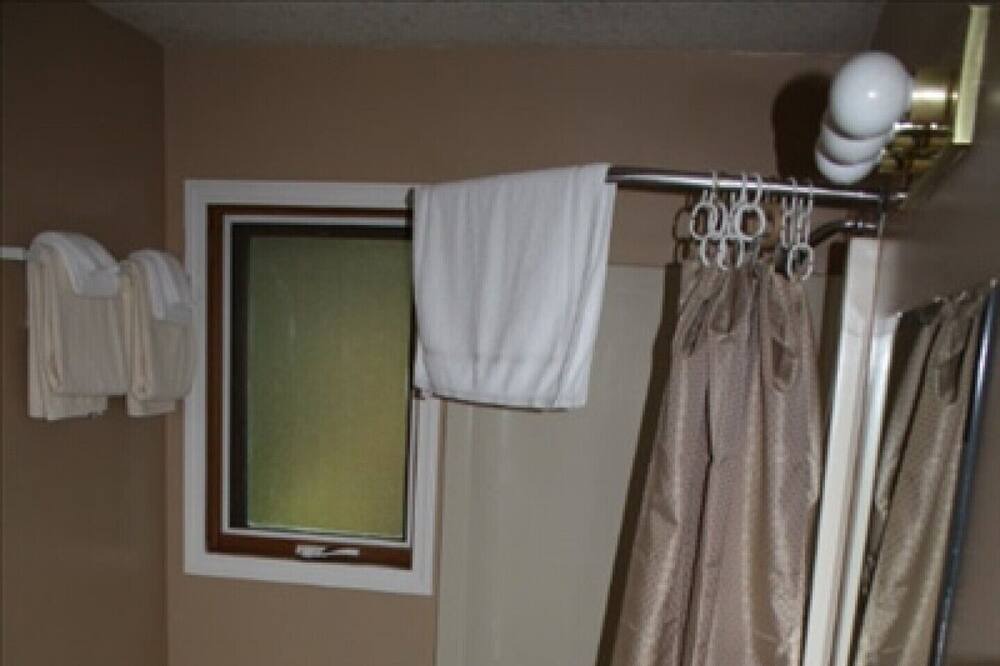 Photo of Bathroom in Silver Star Mountain