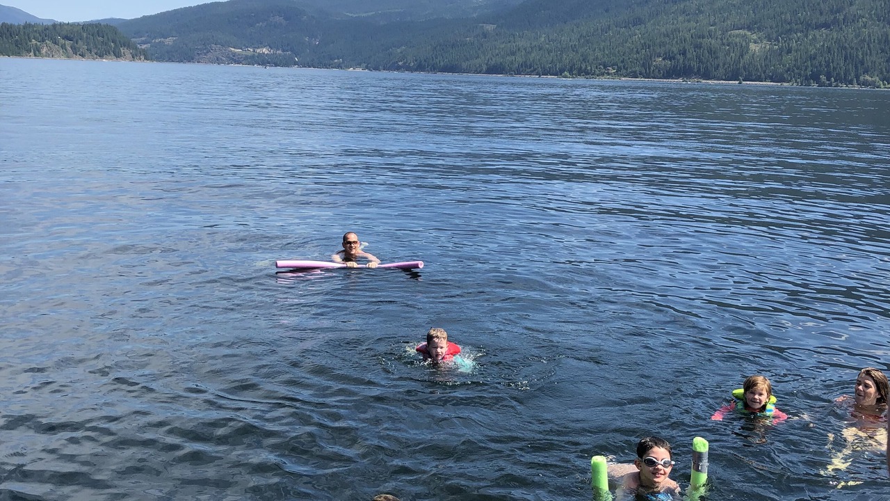 Photo of Others in Sicamous