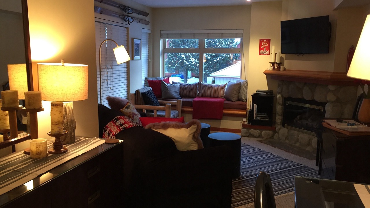 Photo of Livingroom in Whistler Creekside