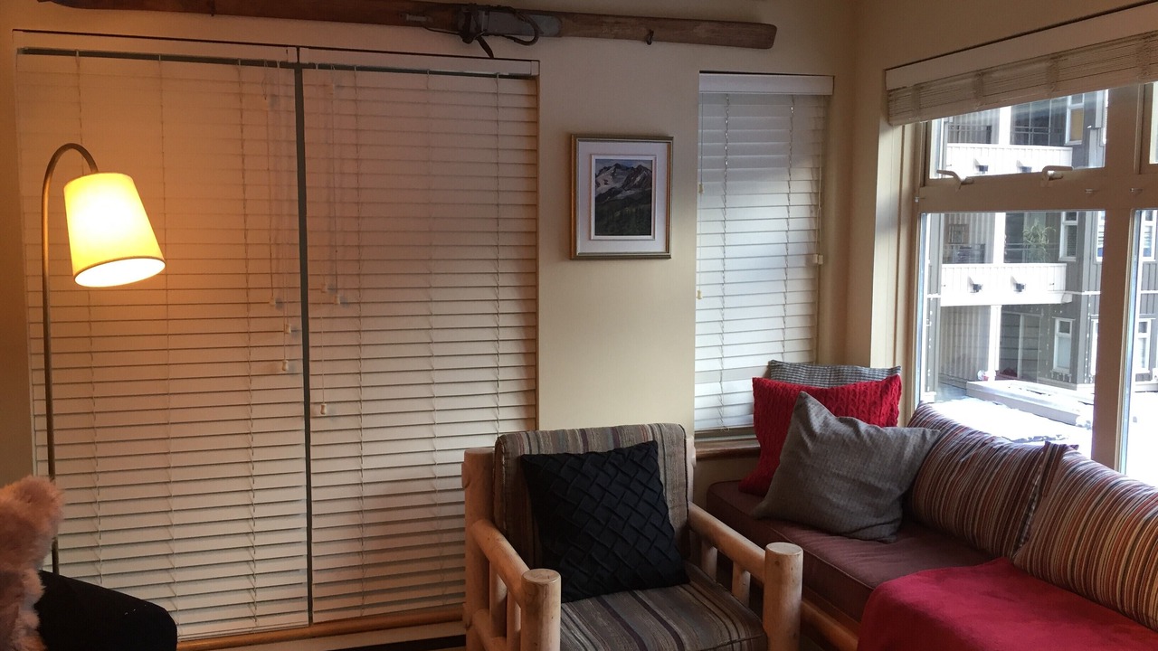 Photo of Livingroom in Whistler Creekside