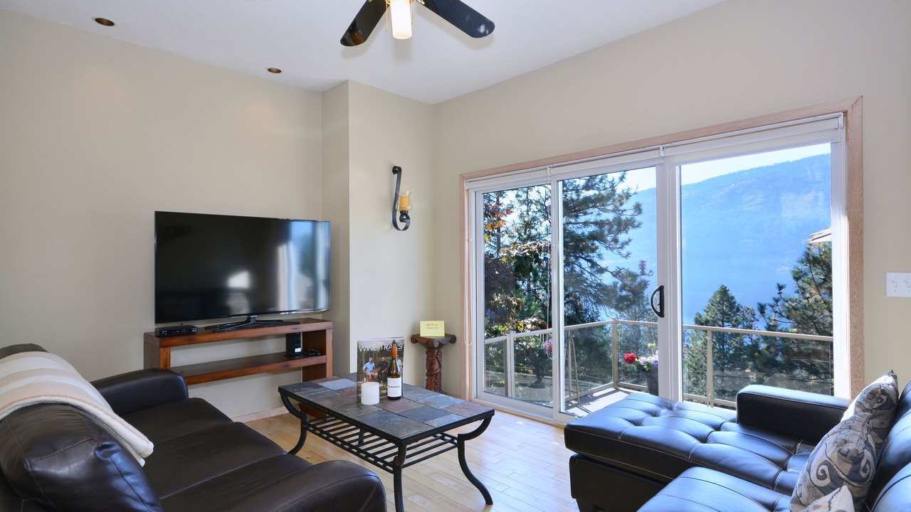 Photo of Livingroom in Central Okanagan
