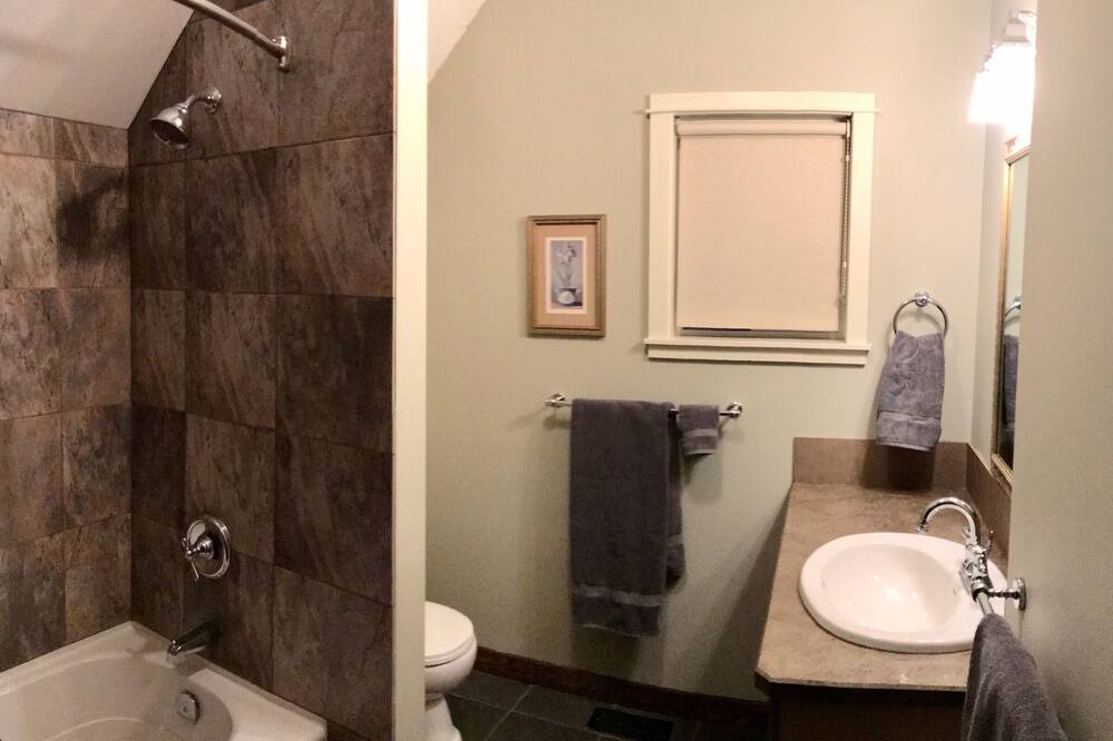 Photo of Bathroom in Nelson