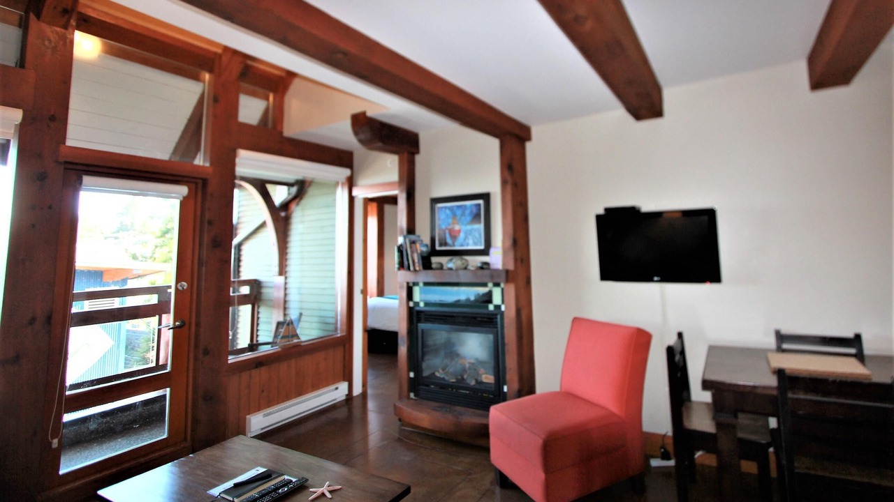 Photo of Livingroom in Ucluelet