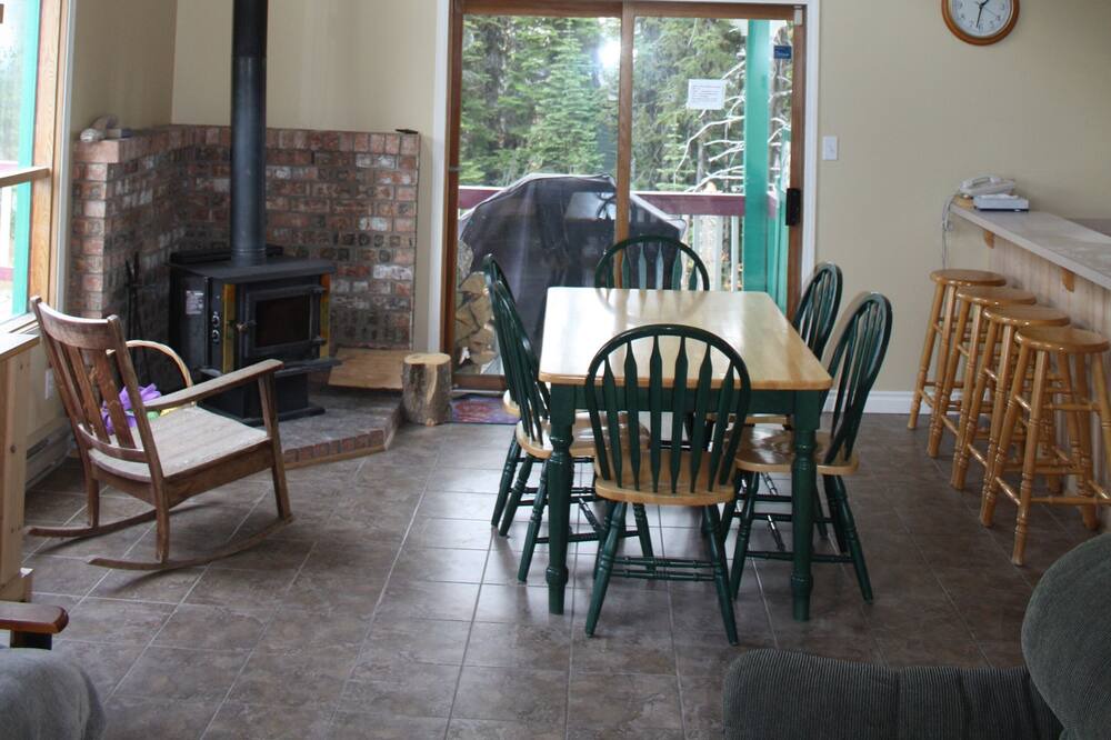 Photo of Livingroom in Silver Star Mountain