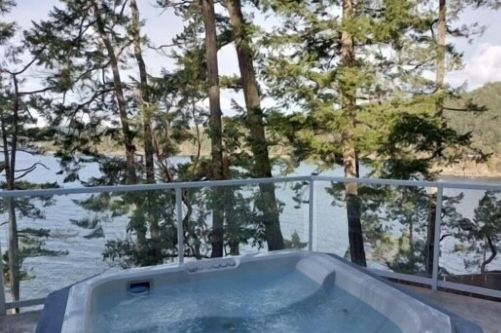 Photo of Outdoor in Pender Island