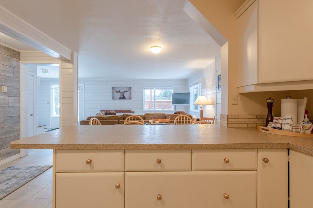 Photo of Bedroom in Silver Star Mountain