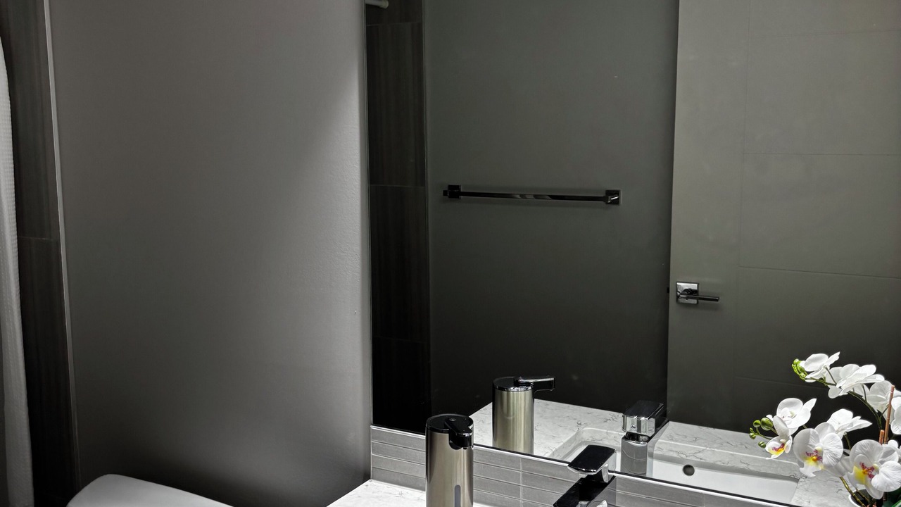 Photo of Bathroom in Sunalta
