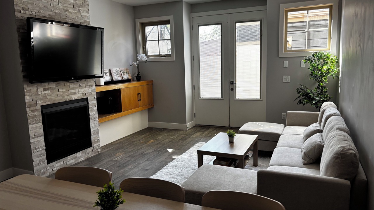 Photo of Livingroom in Sunalta