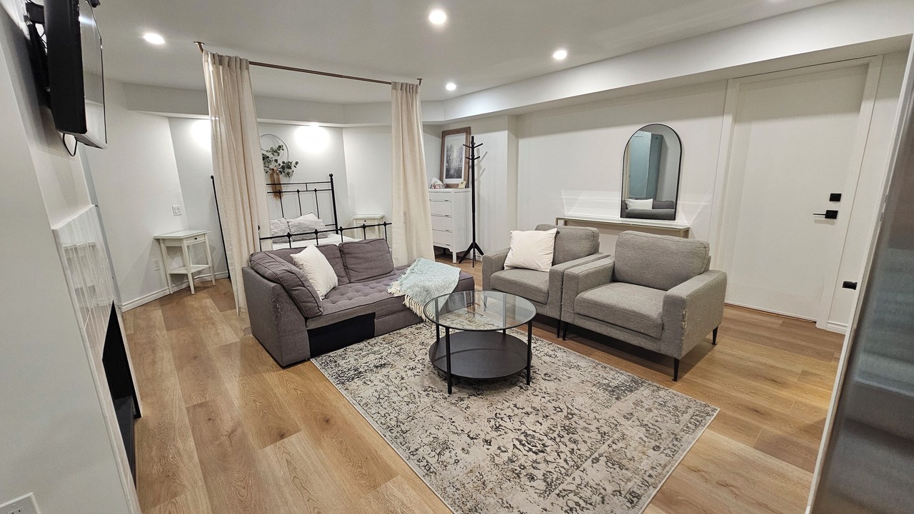 Photo of Livingroom in West Kelowna Estates