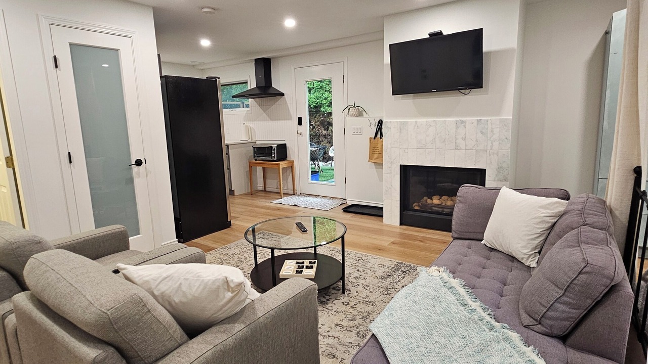 Photo of Livingroom in West Kelowna Estates