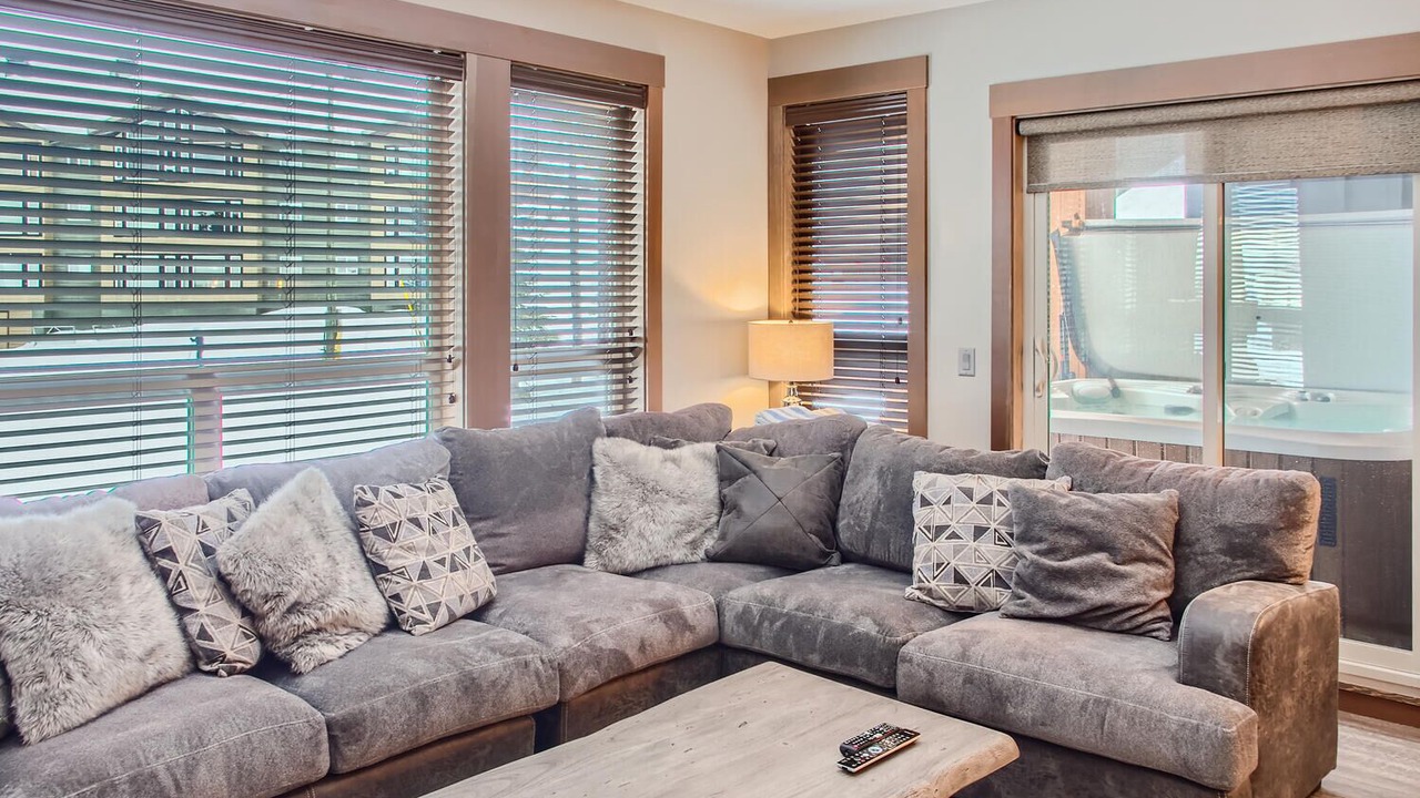 Photo of Livingroom in Big White Ski Resort