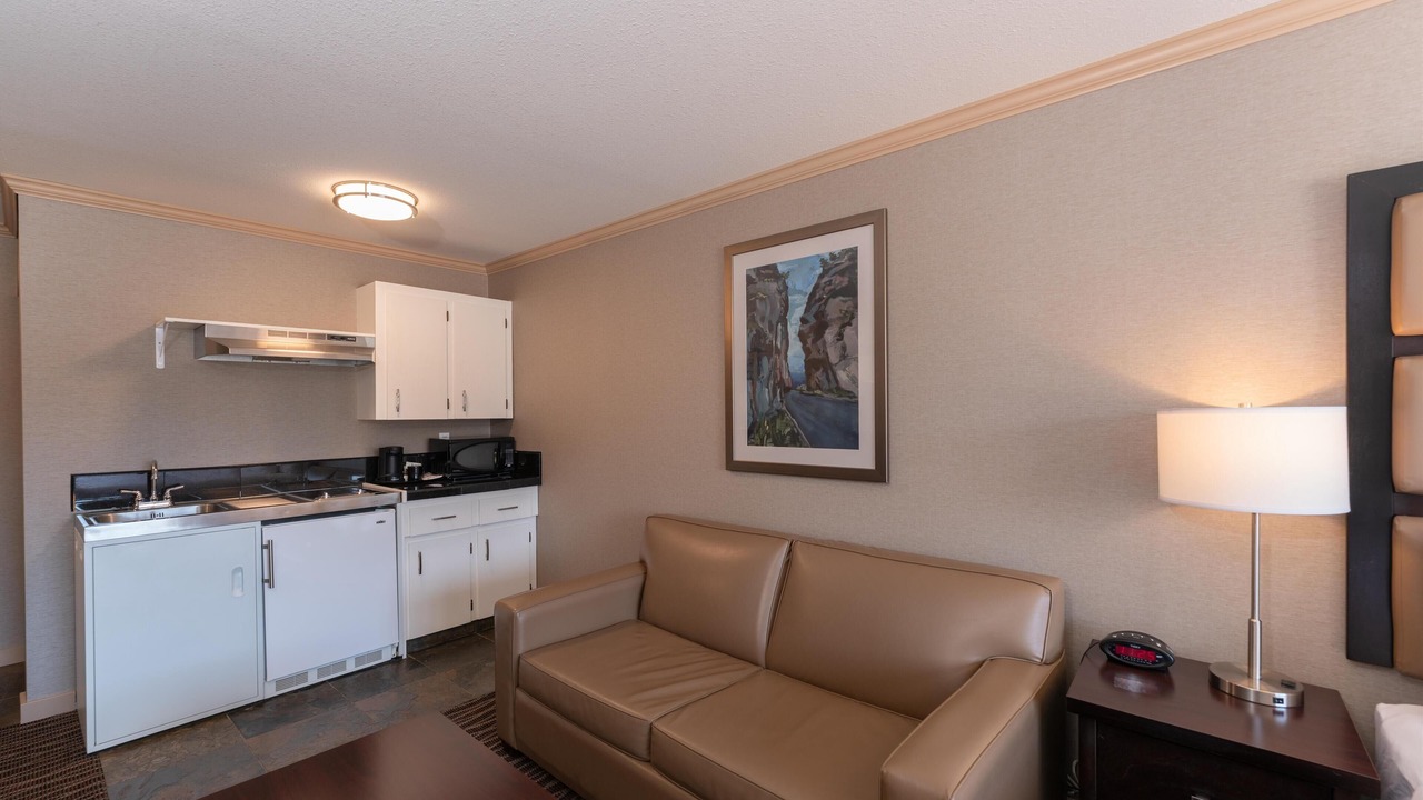 Photo of Bedroom in Radium Hot Springs