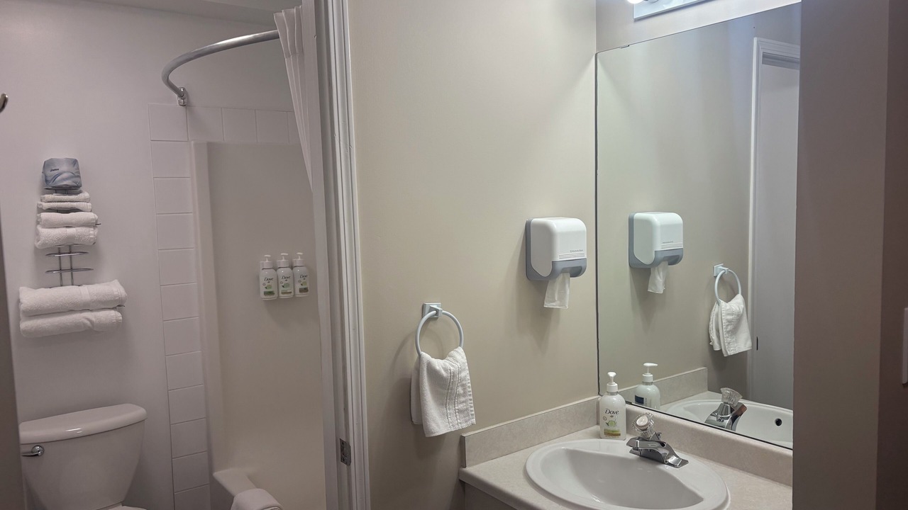 Photo of Bathroom in Valemount