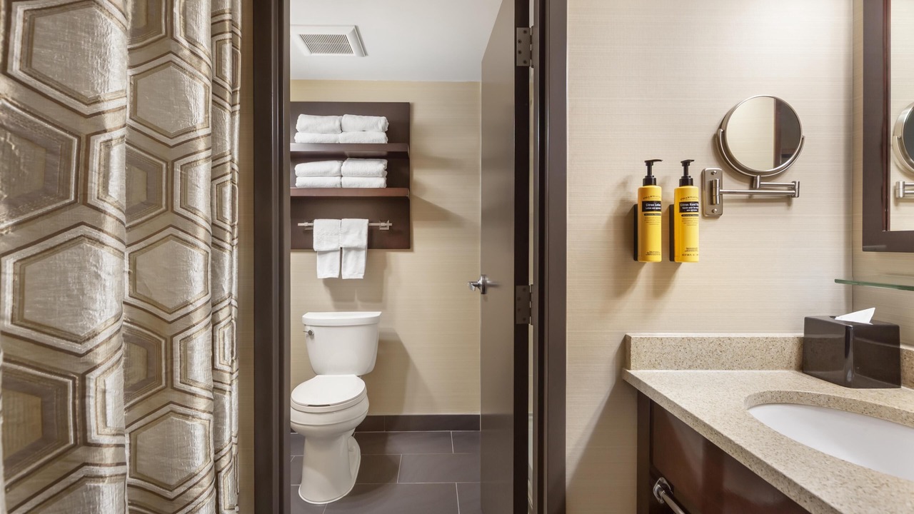 Photo of Bathroom in Leduc