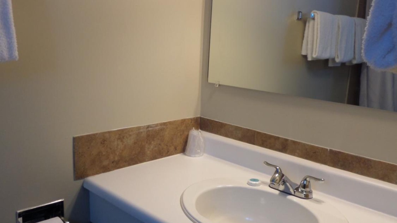 Photo of Bathroom in Trail