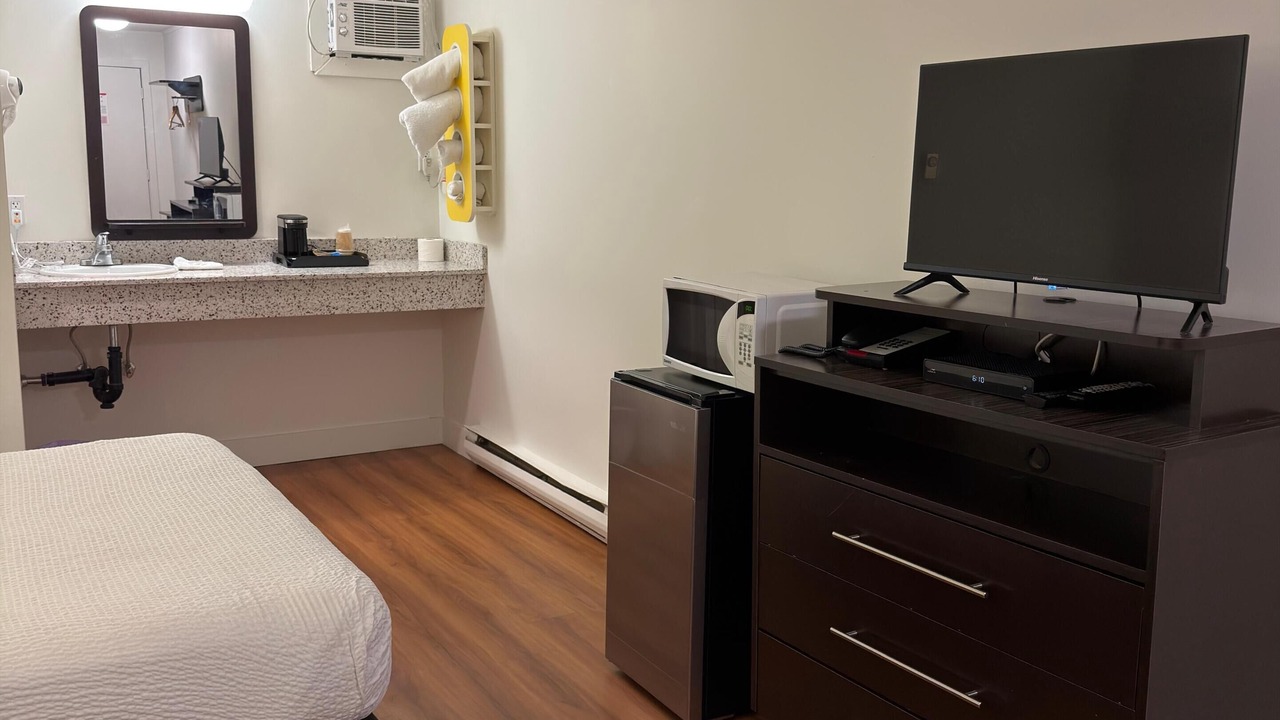 Photo of Bedroom in Valleyview