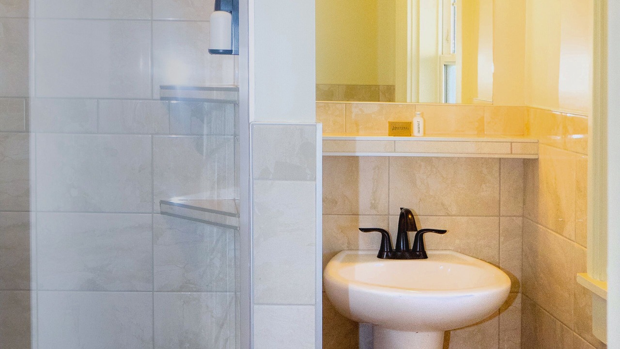 Photo of Bathroom in Waterton Park
